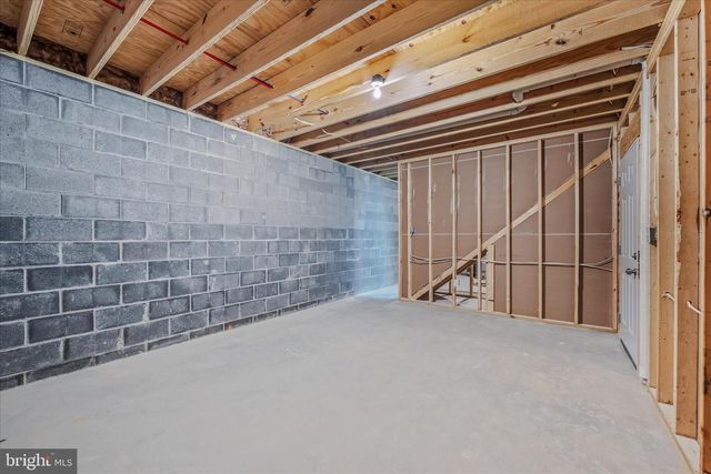 15 HILLTOP STREET, Berkeley Springs, WV 25411