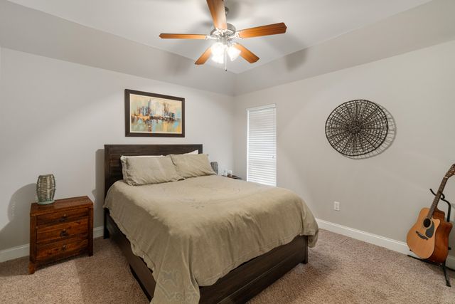 53 S Bridle Bend, Hattiesburg, MS 39402