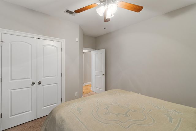 53 S Bridle Bend, Hattiesburg, MS 39402