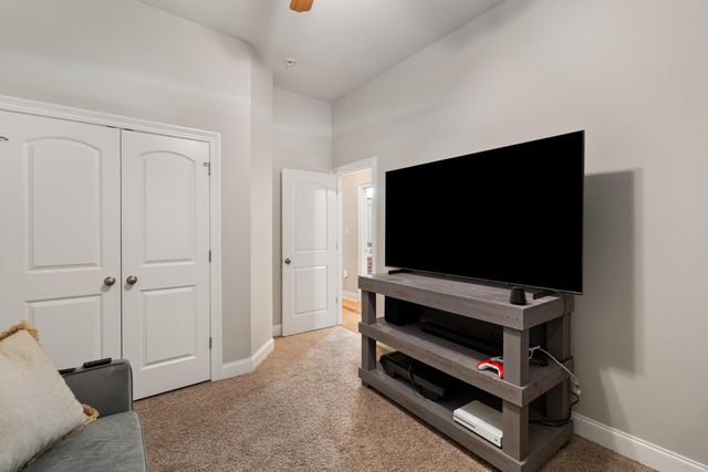 53 S Bridle Bend, Hattiesburg, MS 39402