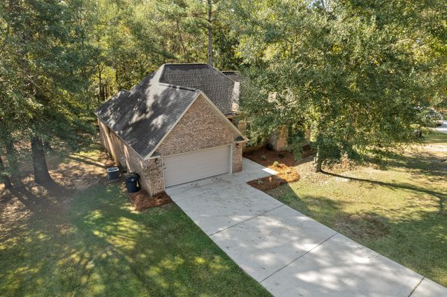 53 S Bridle Bend, Hattiesburg, MS 39402