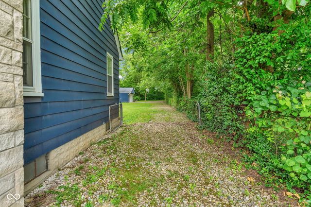 323 Cossell Drive, Indianapolis, IN 46224