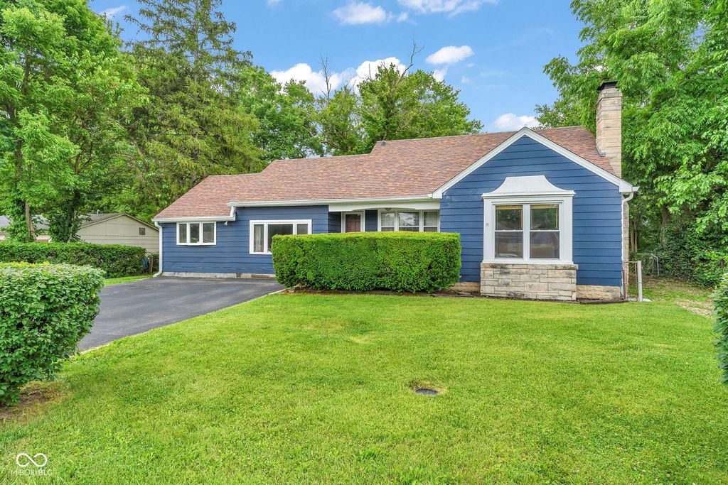 323 Cossell Drive, Indianapolis, IN 46224