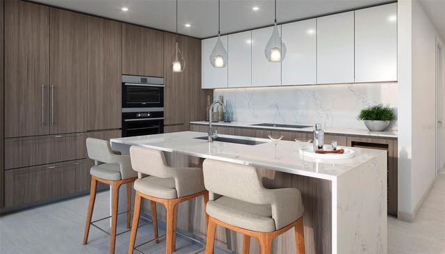 5701 BOWEN DANIEL DR. 503, Tampa, FL 33616