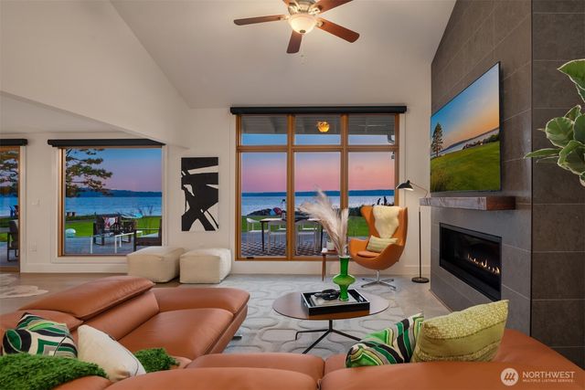 18505 Normandy Terrace SW, Normandy Park, WA 98166