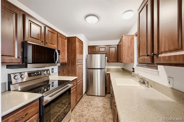 8955 W 89th Place, Broomfield, CO 80021
