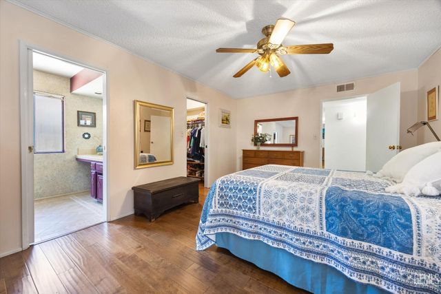 7109 School House Lane, Bakersfield, CA 93309