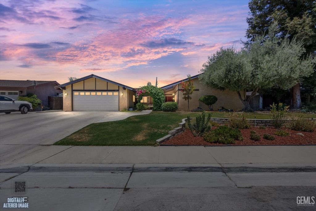 7109 School House Lane, Bakersfield, CA 93309