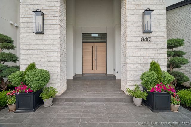 8401 S Desert Palm Avenue W, Broken Arrow, OK 74011