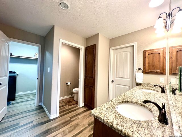 1729 Vista View, Pleasanton, TX 78064