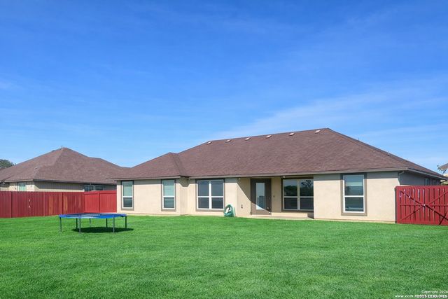 1729 Vista View, Pleasanton, TX 78064