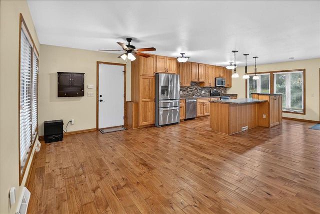 5 Yorktown Circle, Madison, WI 53711
