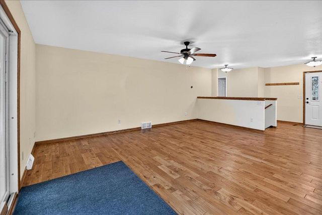 5 Yorktown Circle, Madison, WI 53711