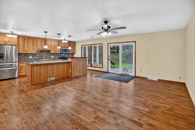 5 Yorktown Circle, Madison, WI 53711