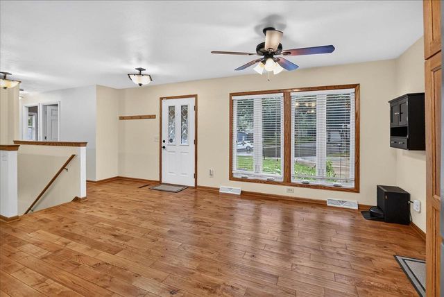 5 Yorktown Circle, Madison, WI 53711