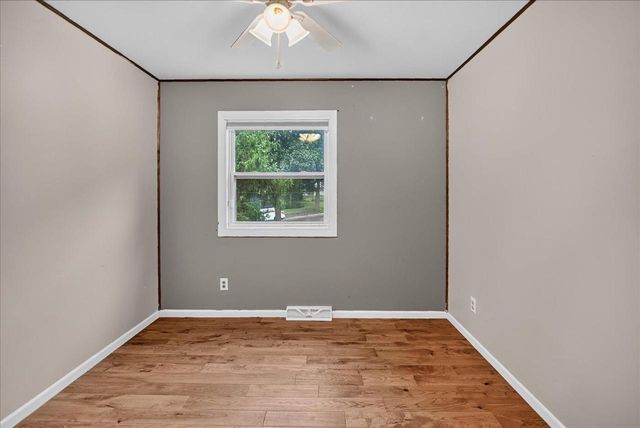5 Yorktown Circle, Madison, WI 53711