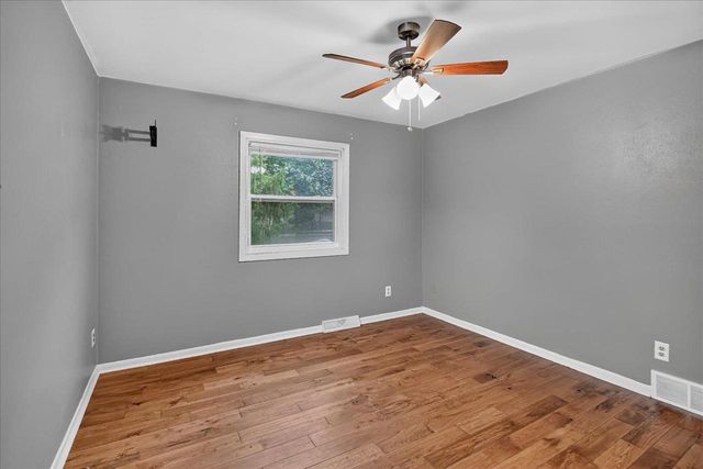 5 Yorktown Circle, Madison, WI 53711