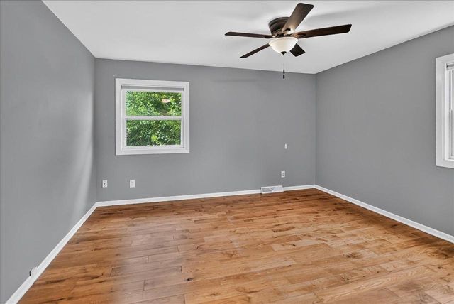 5 Yorktown Circle, Madison, WI 53711