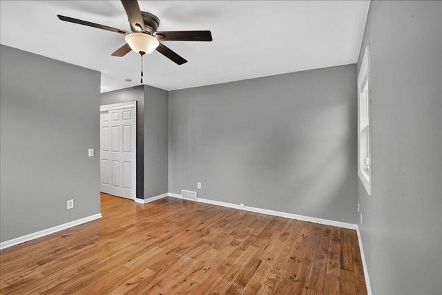 5 Yorktown Circle, Madison, WI 53711