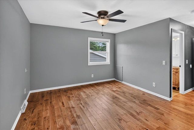 5 Yorktown Circle, Madison, WI 53711