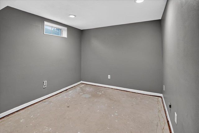 5 Yorktown Circle, Madison, WI 53711