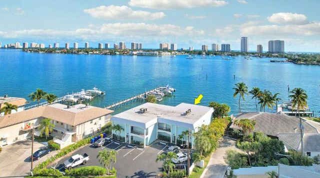 360 Wilma Circle 6, Riviera Beach, FL 33404