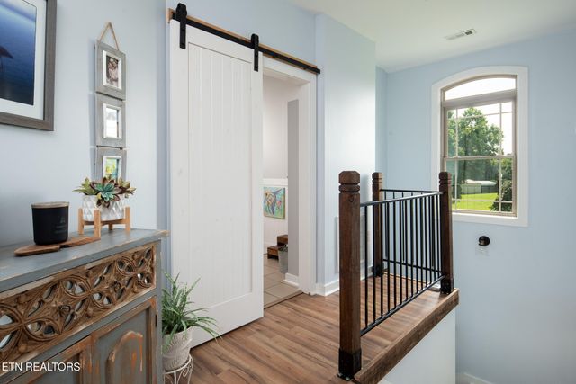 1048 Little Dogwood Rd, Kingston, TN 37763