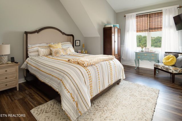 1048 Little Dogwood Rd, Kingston, TN 37763