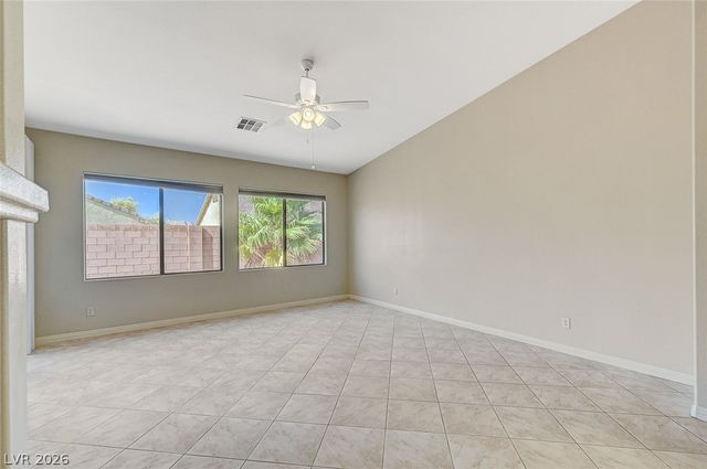 8112 Chestnut Hollow Avenue, Las Vegas, NV 89131