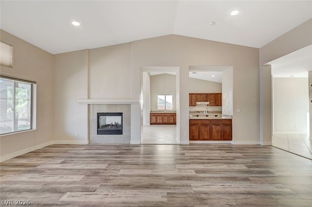8112 Chestnut Hollow Avenue, Las Vegas, NV 89131