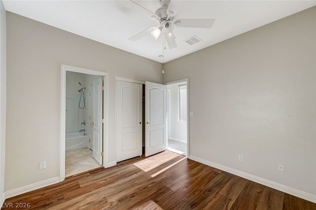 8112 Chestnut Hollow Avenue, Las Vegas, NV 89131