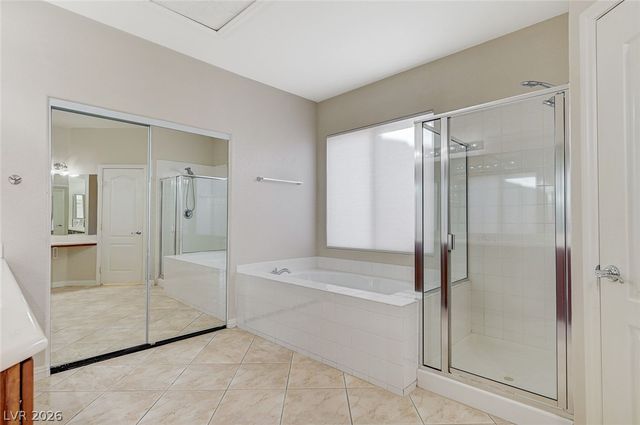 8112 Chestnut Hollow Avenue, Las Vegas, NV 89131