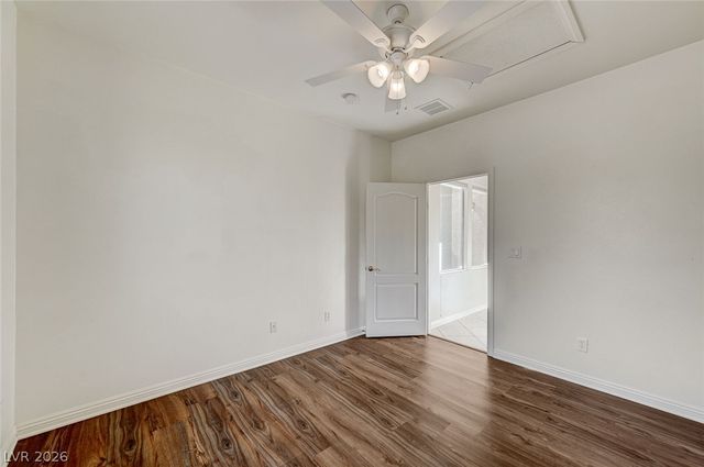 8112 Chestnut Hollow Avenue, Las Vegas, NV 89131