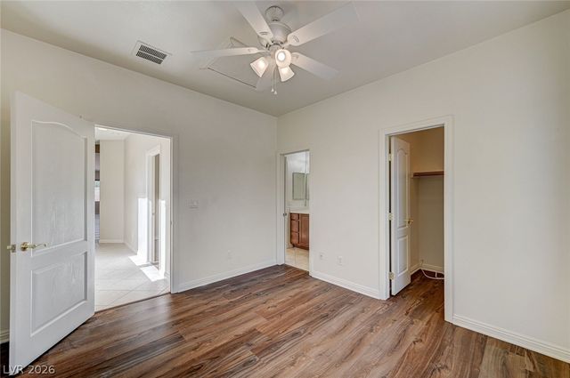 8112 Chestnut Hollow Avenue, Las Vegas, NV 89131