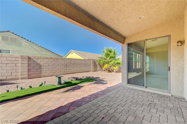 8112 Chestnut Hollow Avenue, Las Vegas, NV 89131