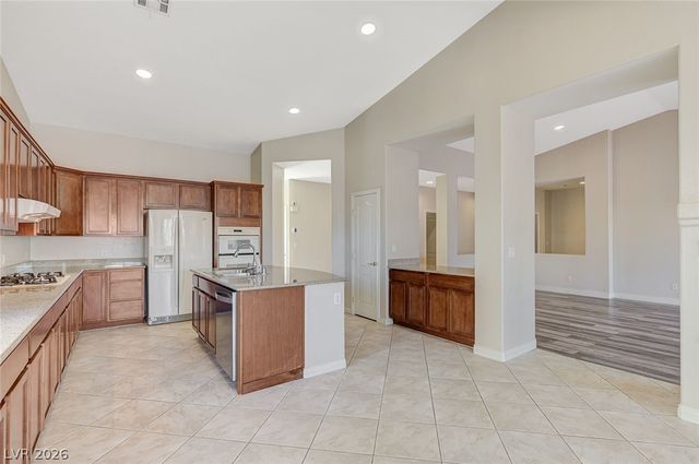 8112 Chestnut Hollow Avenue, Las Vegas, NV 89131