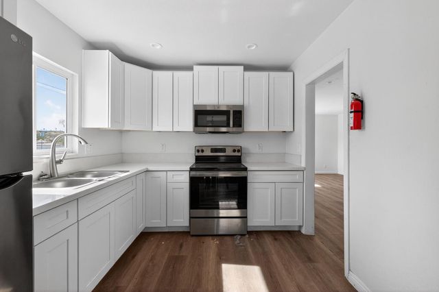 73562 NE Desert Trail Dr, Twentynine Palms, CA 92277