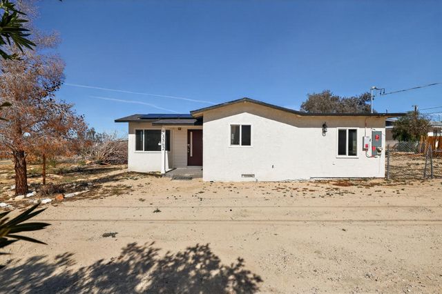 73562 NE Desert Trail Dr, Twentynine Palms, CA 92277