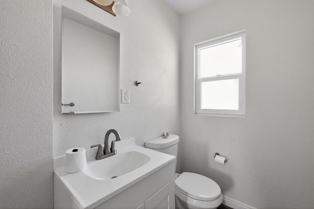 73562 NE Desert Trail Dr, Twentynine Palms, CA 92277