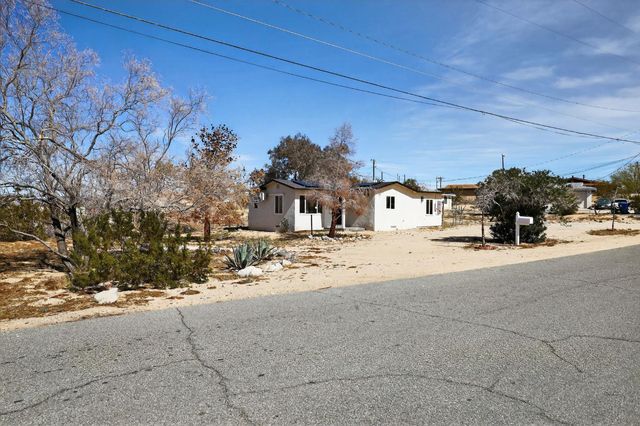 73562 NE Desert Trail Dr, Twentynine Palms, CA 92277