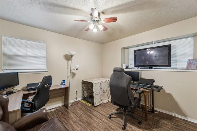 816 Jupiter Road, Edmond, OK 73003