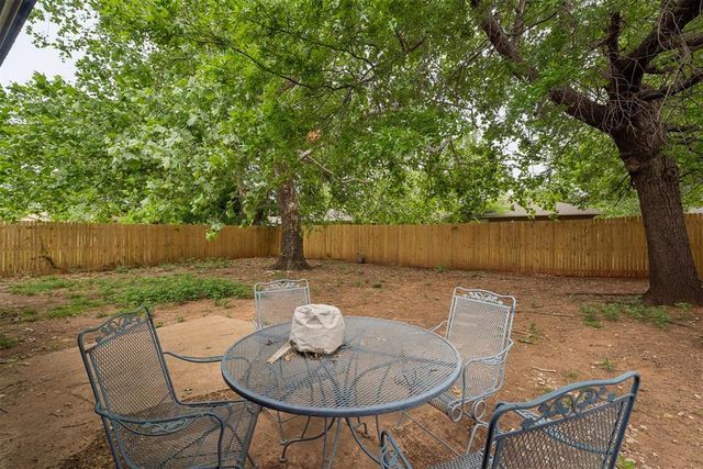 816 Jupiter Road, Edmond, OK 73003