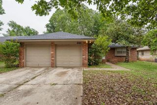 816 Jupiter Road, Edmond, OK 73003