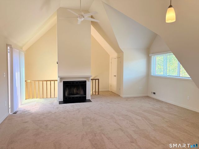 118 Montoya Drive 118, Branford, CT 06405