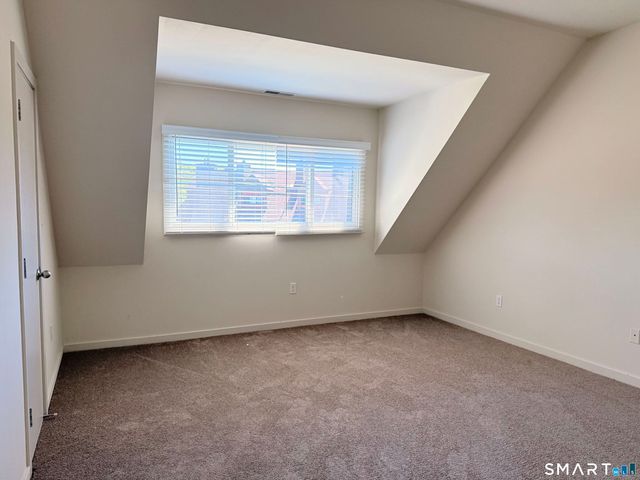 118 Montoya Drive 118, Branford, CT 06405