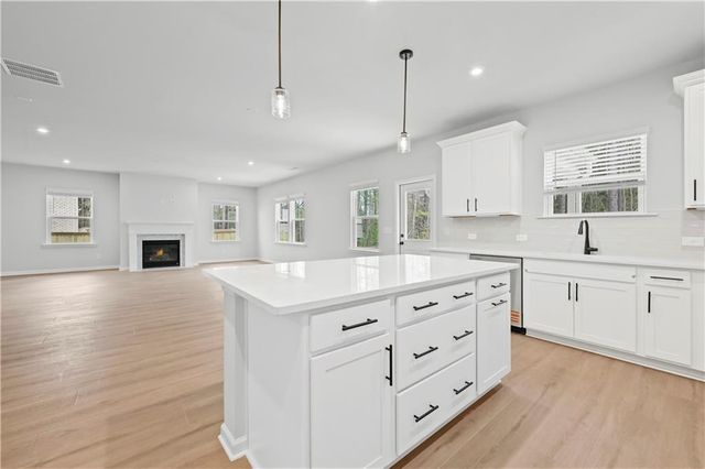 6099 Marigold Way, Atlanta, GA 30349
