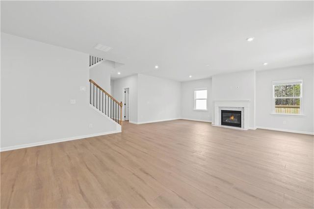 6099 Marigold Way, Atlanta, GA 30349