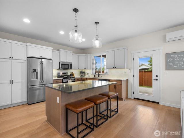 614 Bucko Avenue, Sedro Woolley, WA 98284
