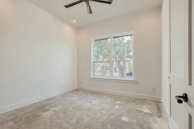 2510 Creekbend Circle, Sherman, TX 75092