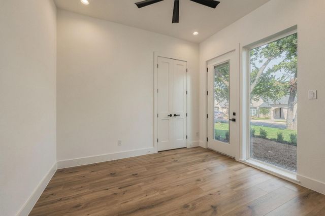 2510 Creekbend Circle, Sherman, TX 75092